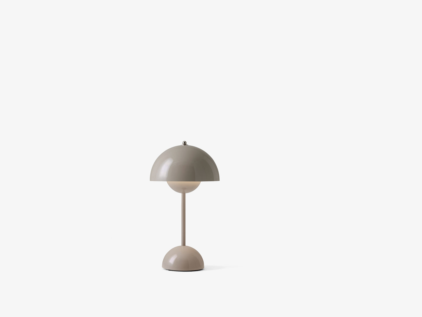 Flowerpot VP9 lamp