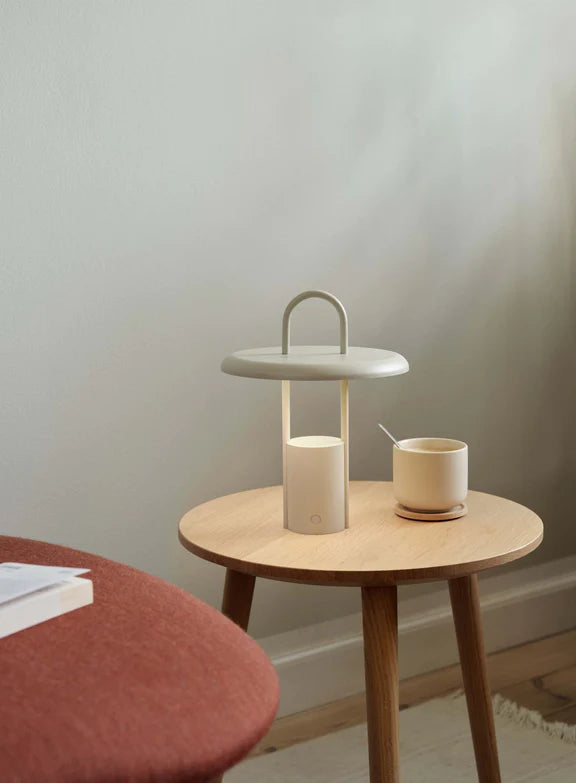 STELTON PIER - tragbare LED-Leuchte