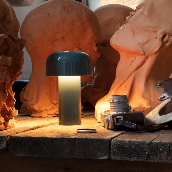 Bell hop table lamp