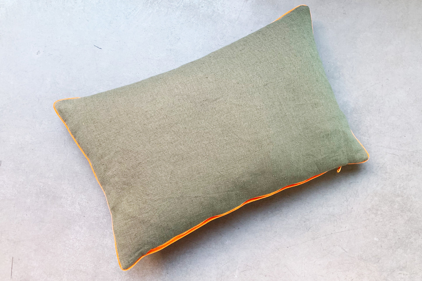 MORGEN - Cushion green